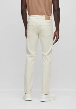 Boss Cashmere Touch DelawareJeans Slim FitOpen White Uomo Jeans BB122G0NB-A11 10 Boss Cashmere Touch DelawareJeans Slim FitOpen White Uomo Jeans BB122G0NB-A11 -Pier One Italia 2025 fbc447d4b6ef4025a5224958128b720b