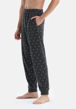 Crew Neck Long SleevePigiamaGrey Uomo Per La Notte D6D82M031-C11 11 Crew Neck Long SleevePigiamaGrey Uomo Per La Notte D6D82M031-C11 -Pier One Italia 2025 fd4429490309424197038fd826368613